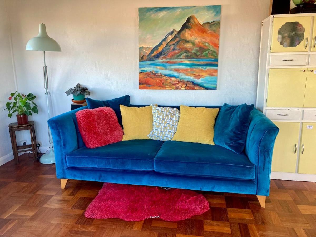 Mid-century Gem Steps From The Apartment *