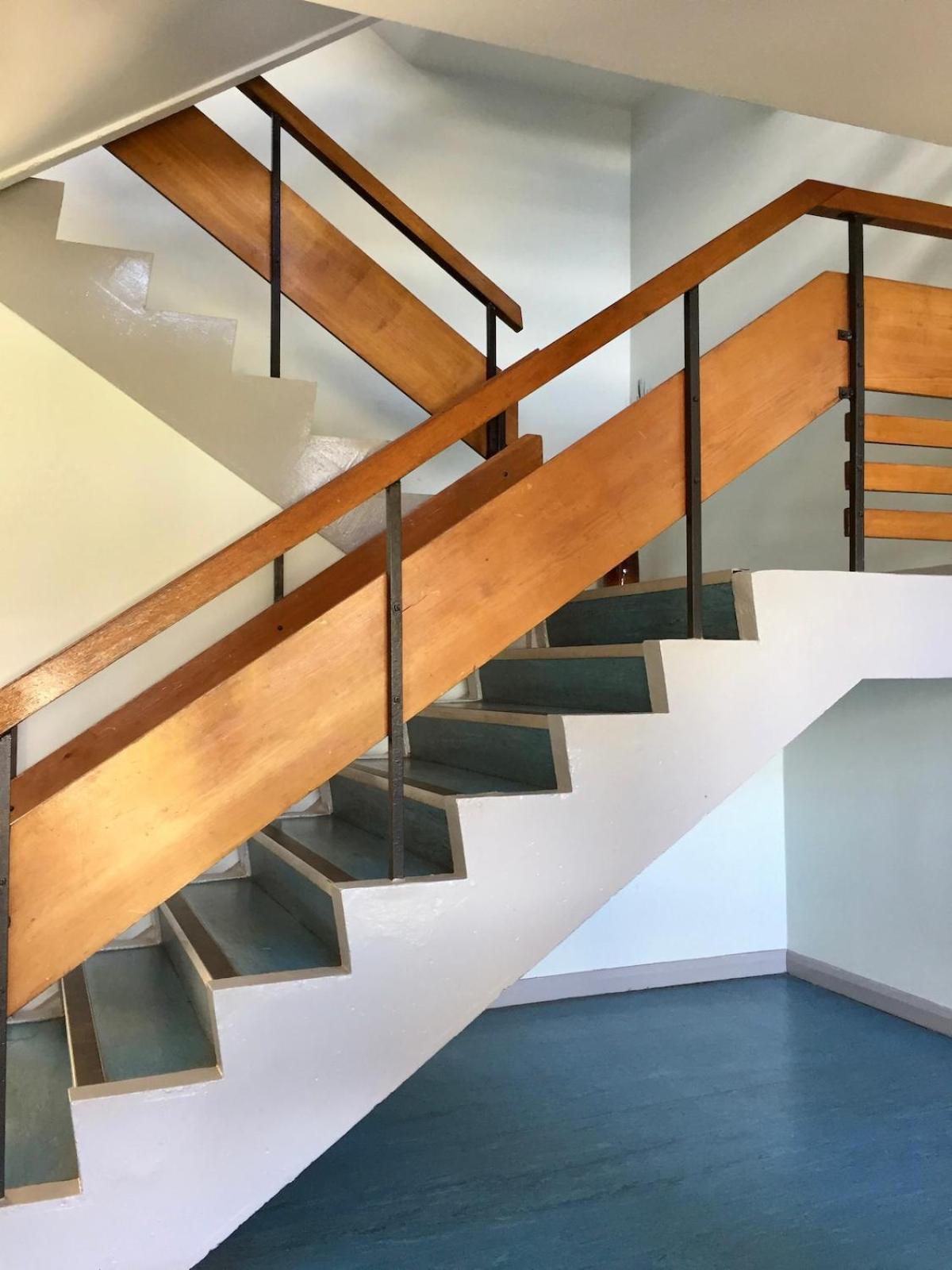 Mid-century Gem Steps From The Apartment